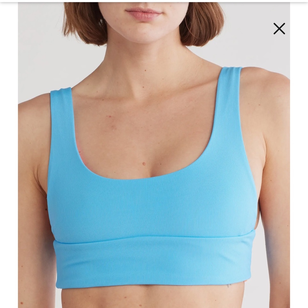 NWT maaji Bluetooth Donna Bikini Top. Size M